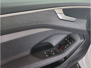 Audi A6 Avant e-hybrid qu. S line AHK LED LM 20" 360°