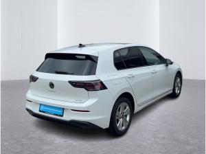 Volkswagen Golf VIII 1.5 eTSI Life DSG LED Panorama ACC