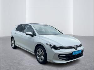 Volkswagen Golf VIII 1.5 eTSI Life DSG LED Panorama ACC