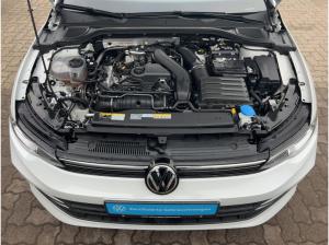 Volkswagen Golf VIII 1.5 eTSI Life DSG LED Panorama ACC