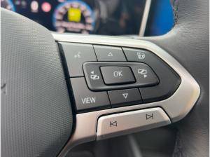 Volkswagen Golf VIII 1.5 eTSI Life DSG LED Panorama ACC