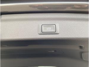 Audi Q3 40 TFSI quattro s tronic S line LED AHK RFK ACC