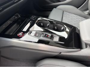 Audi A5 Avant e-hybrid quattro 270 kW S tronic / Tech pro / HUD / AHK / PANO / B & O / MEMORY