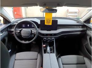 Skoda Superb Combi 2.0 TDI DSG SELECTION*MATRIX*HUD*AHK*PDC*SHZ*NAVI*KLIMA