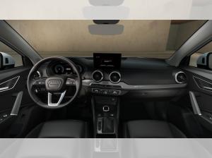 Audi Q2 Advanced 40 TFSI quattro, Leder, Kamera, Optikpaket Schwarz, 8-Fach bereift