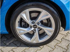 Audi A4 Avant S line 45 TFSI quattro