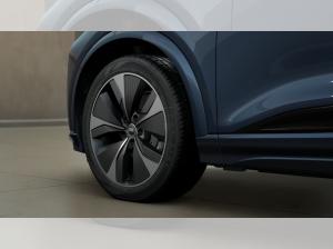 Audi Q6 e-tron quattro S line MATRIX AHK PANO