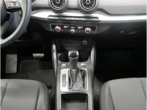 Audi Q2 35 TFSI S tro. advanced LED AHK virt. Cock.