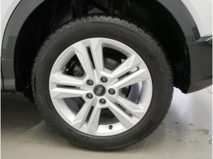 Audi Q2 35 TFSI S tro. advanced LED AHK virt. Cock.