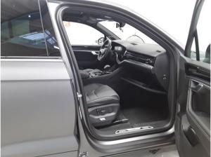 Volkswagen Touareg 3.0 TDI R-LINE AHK STANDHEIZUNG PANO MATT WINTERREIFEN