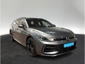 Volkswagen Passat 1.5 eTSI R-Line DSG Pano AHK IQ.Light DCC