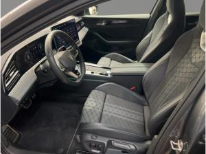 Volkswagen Passat 1.5 eTSI R-Line DSG Pano AHK IQ.Light DCC