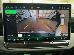 Volkswagen Passat 1.5 eTSI R-Line DSG Pano AHK IQ.Light DCC