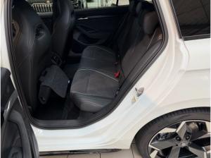 Skoda Superb Combi Sportline 2,0 TDI 7-Gang-DSG 4x4 sofort verfügbar