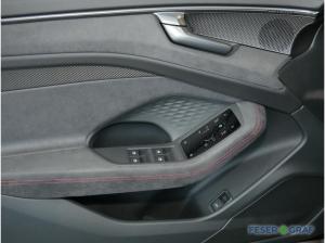 Audi A6 Avant TDI quattro S tronic