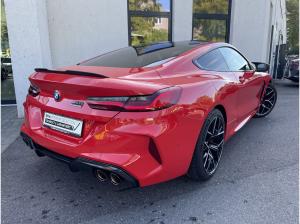 BMW M8 Competition Coupé xDrive 360° B&W Carbon ext.