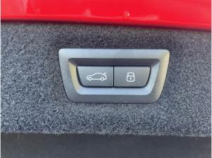 BMW M8 Competition Coupé xDrive 360° B&W Carbon ext.