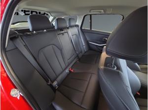 BMW 330 e xDrive ACC*Head Up*AHK*DAB*HIFI*Memory*Sportsitze* uvm.