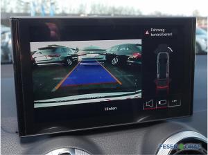 Audi Q2 35 TDI LED/Navi/AHK/R-Kamera/Sportsitze/18