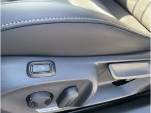Volkswagen Passat Variant 1.5 TSI eHybrid DSG AHK Navi LED