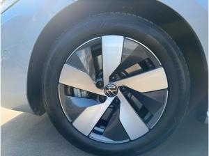 Volkswagen Passat Variant 1.5 TSI e Business DSG AHK HeadUp