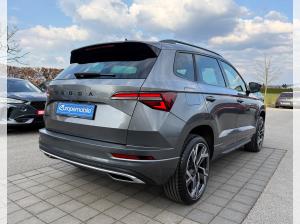 Skoda Karoq SPORTLINE 2026 1.5 TSI 110 kW DSG (UVP 52.160€/KW14/26) NAV/PANO/TRAVEL/CANTON/AHK/MATRIX/UVM.