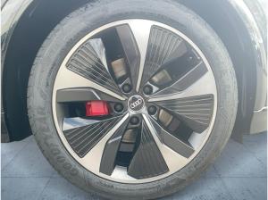 Audi e-tron Q6 SUV S line businessperformance 21 Luf