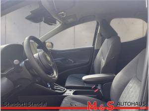 Toyota Yaris 1.5 Hybrid Teamplayer + Comfort Paket