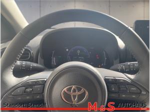 Toyota Yaris 1.5 Hybrid Teamplayer + Comfort Paket