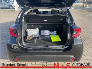 Toyota Yaris 1.5 Hybrid Teamplayer + Comfort Paket