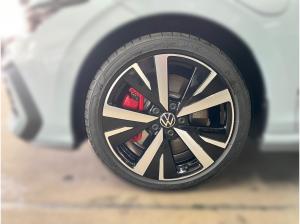 Volkswagen Golf GTE 1,5 l eHybrid PANO AHK Technikpaket Park&ComfortPRO