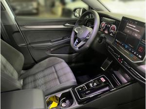 Volkswagen Golf GTE 1,5 l eHybrid PANO AHK Technikpaket Park&ComfortPRO