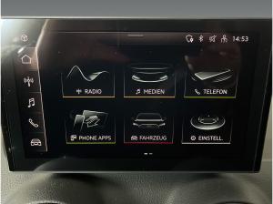 Audi Q2 35 TFSI S tronic LED DAB CarPlay Einparkhilfe