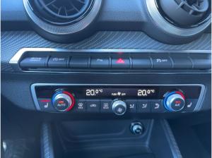 Audi Q2 35 TFSI S tronic 2xS line Matrix Kamera Sound
