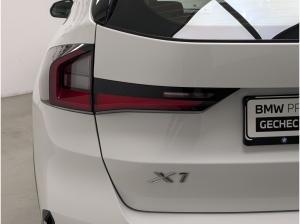 BMW X1 sDrive20i AHK DA+ PA+ HuD ACC 360° Lhz DAB