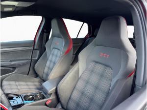Volkswagen Golf VIII GTI 2.0 TSI OPF 7-Gang-DSG NAVI
