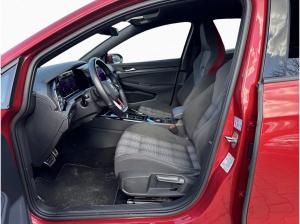 Volkswagen Golf VIII GTI 2.0 TSI OPF 7-Gang-DSG NAVI