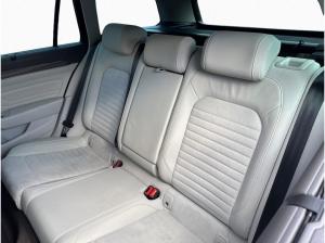 Volkswagen Passat Variant Elegance 2.0 TSI OPF 4MOTION 206