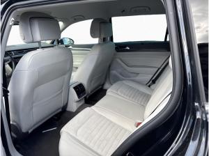 Volkswagen Passat Variant Elegance 2.0 TSI OPF 4MOTION 206