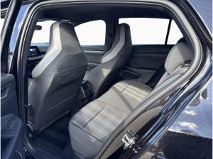 Volkswagen Golf VIII GTD 2.0 TDI 7-DSG KLIMA PDC LED
