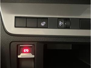 Citroën SpaceTourer Spacetourer 2.2 Diesel 180 Plus M AHK+LED+Navi