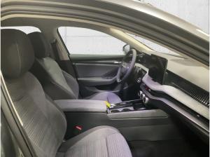 Skoda Superb Combi Selection 2.0 TDI NAVI AHK ACC LED