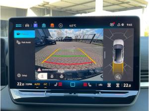 Volkswagen T-Roc R-Line 1.5 eTSI DSG AHK Kamera Navi