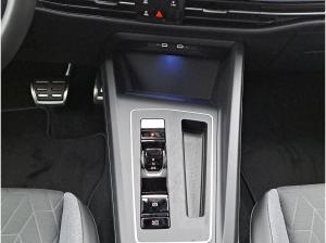Volkswagen Golf 1,5 l Energy eTSI DSG |AHK|RFK|LED|5J.Garantie|