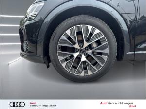 Audi Q8 e-tron 55 qu MATRIX PANO 360° ACC advanced