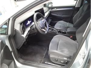 Volkswagen Golf VIII STYLE 2.0TDI DSG NP.48T NAVI.HEAD-UP.KAMERA.17 .5JG