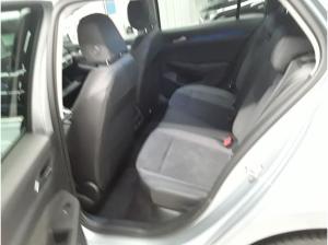 Volkswagen Golf VIII STYLE 2.0TDI DSG NP.48T NAVI.HEAD-UP.KAMERA.17 .5JG