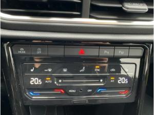 Volkswagen T-Roc 1.5 TSI R-Line DSG LED AHK ACC CarPlay Cam