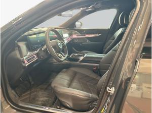 BMW i7 M70 xDrive , 4-türig (Strom)