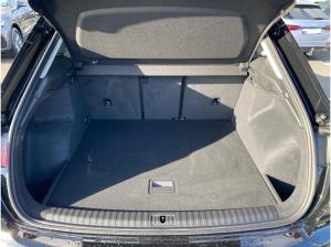 Audi Q3 40 TDI quattro S-tronic LED Navi ACC RFK PDC SHZ